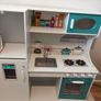 toy kitchen Image 2