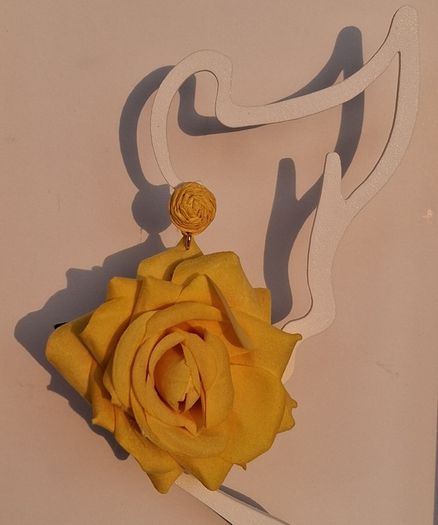Realistic Yellow Extravagant Rose with Raffia Woven Stud Earrings