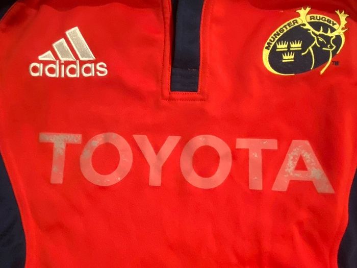 Munster Long sleeved rugby jersey from seasons 2007/2009