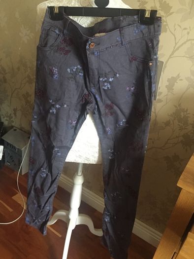 Girls clothes
