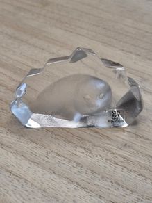 Vintage Mats Jonasson Maleras Swedish Crystal Glass Seal Paperweight Figurine