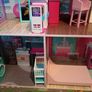 Barbie 4-story dollhouse Image 7