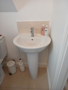 FREE wash hand basin ,pedestal  and tap