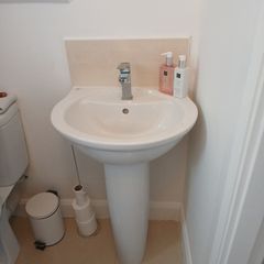 FREE wash hand basin ,pedestal  and tap