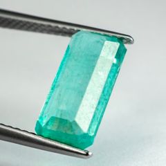 Natural 3.12ct Emerald. Rectangular Step Cut Certified Antwerp Lab