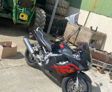 Mint 2000 Cbr600F4 for breaking - All parts available
