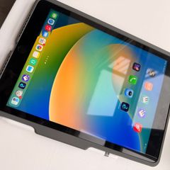 iPad 9th Gen 64GB (2021) with keyboard cover and Apple Pencil
