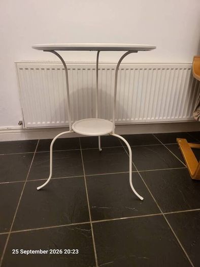 Free Ikea Table