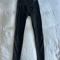 Helen Steele Women's Black Full Length Leggings - size small