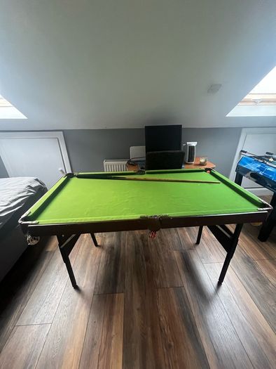 pool table