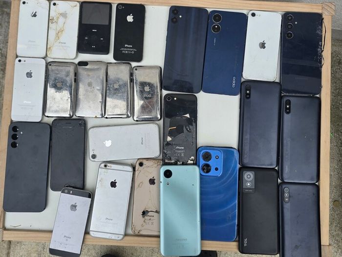 Phones lot
