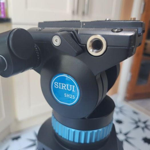 sirui SH25 Tripod