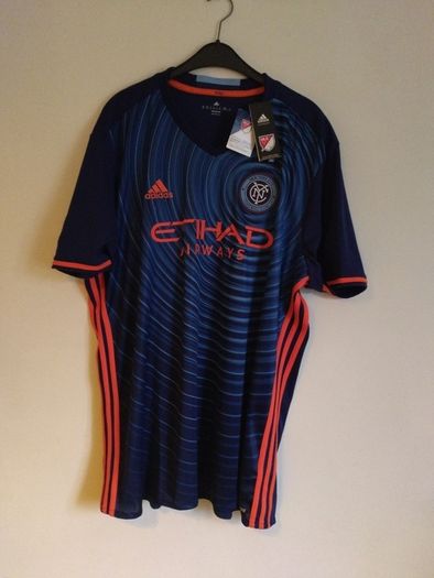 Freepost New York City Soccer Football Shirt 2XL New With Tags