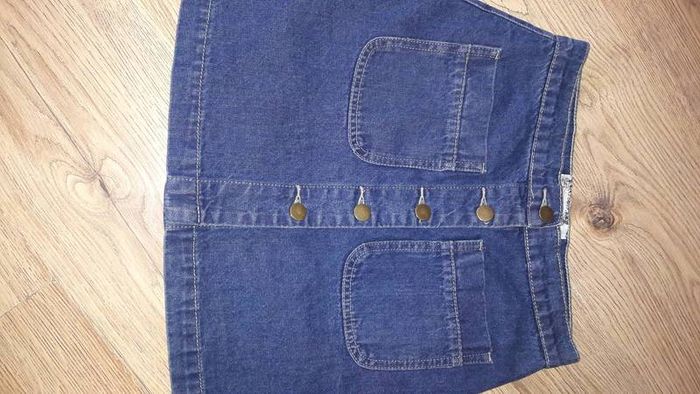 Boohoo blue denim mini skirt size uk4
