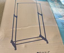 Garment rack