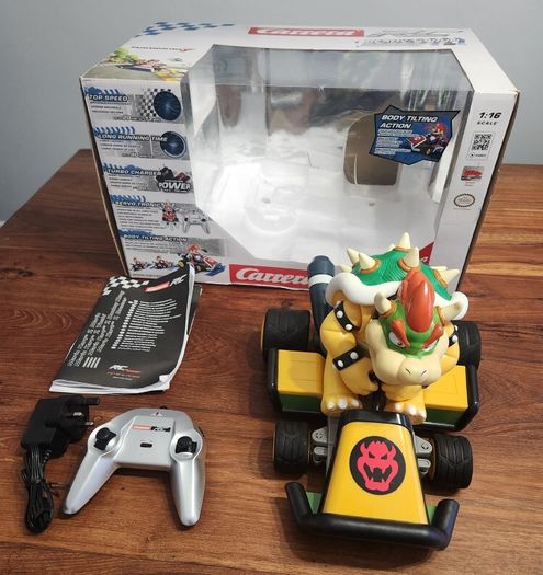 Carrera RC - Mario Kart 7 - Bowser Remote Control 2.4 GHz - 1:16 scale