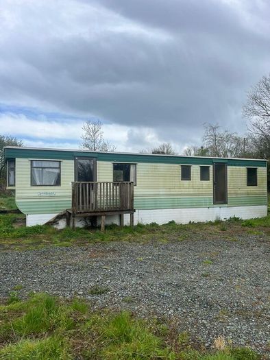 Mobile home free to take away