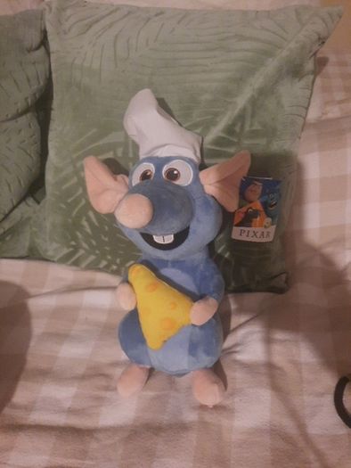 Disney ratatouille toy