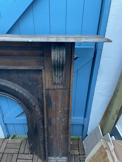Victorian cast iron fireplace & wooden surround