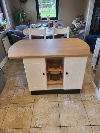 Kitchen Island + Bar Stools