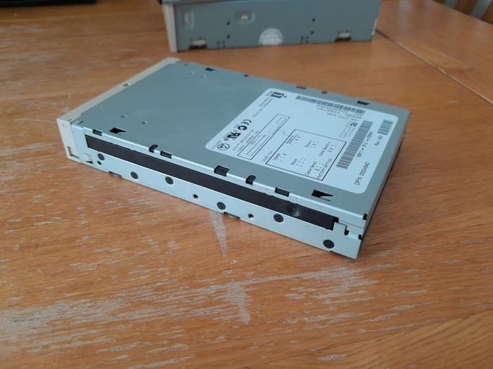 iomega zip drive.  Z100ATAPI. Computer drive. Storage.