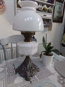 Victorian Double Wick Oil Lamp