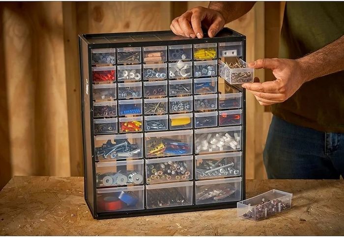 Multi drawer cabinet