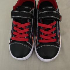 Boys Black & Red flame print Heelys size 13UK/EU 32