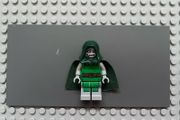 lego super heroes sh0052 Dr. Doom minifigure