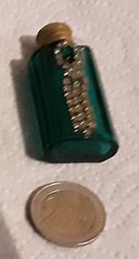 vintage collectable small scent bottle