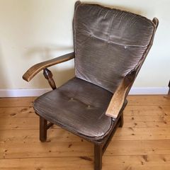 Classic Vintage Upholstered Armchair | Solid Wood Frame