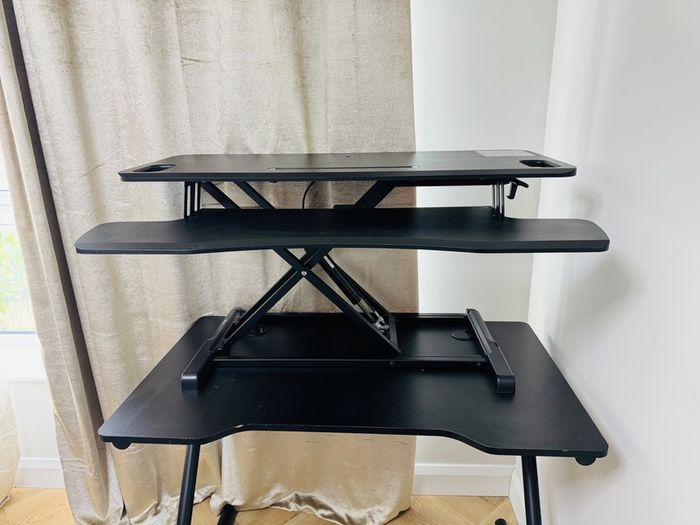 Table & Manual Height Adjustable Standing Desk
