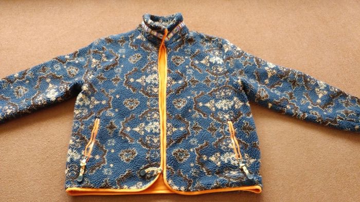 Zara Jacket with zip pockets.
