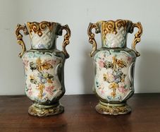Victorian pair of majolica vases