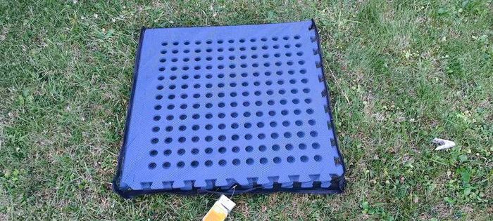 Multi - purpose floor mat. 6 piece