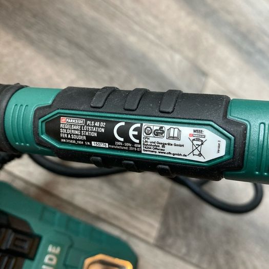 soldering iron station 48W + hot glue gun like new barely used