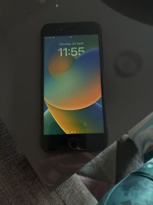 iPhone 8