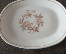 Vintage Pyrex cherey blossom platter