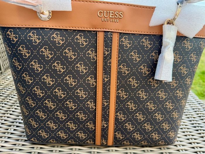 Guess Handbag brand new