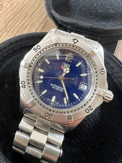 TAG Heuer Professional 2000