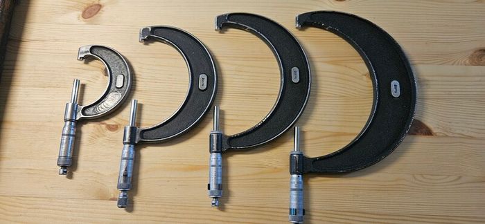 5 boxed micrometers, Starrett and M&W