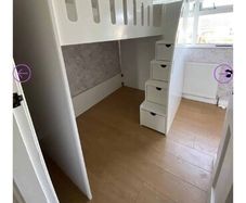 Childrens high rise bed