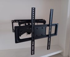 Tv Mounting bracket