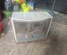 paraffin heater