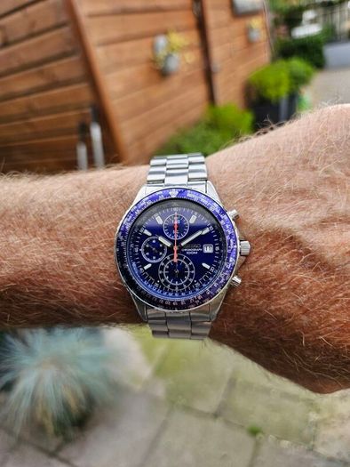 Watch Seiko Chronograph Pilot.