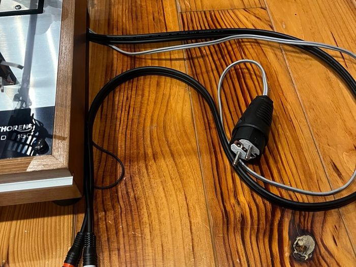 Thorens 160 Turntable