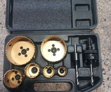 Hole saw set