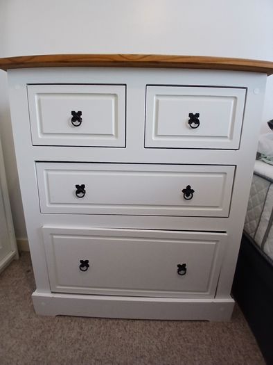 chest of drawres