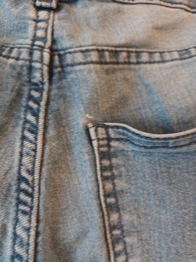 H and M skinny jean