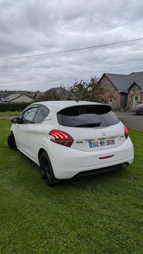 2015 Peugeot 208